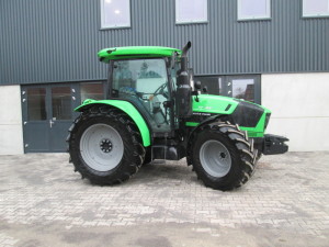 Klaar om afgeleverd te worden nieuwe Deutz-Fahr 5110 G GS