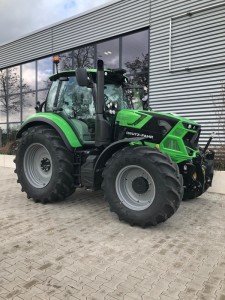 Deutz-Fahr 6165.4 ttv afgeleverd bij Loonbedrijf te Bokkel