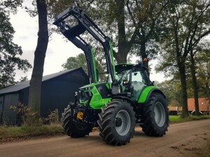 Nieuwe Deutz-Fahr Agrotron 6145.4 rc-Shift afgeleverd