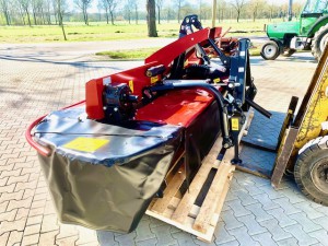 Diverse hooibouwmachines afgeleverd