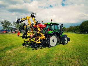 Busa Roterende schoffels met zaaimachine afgeleverd