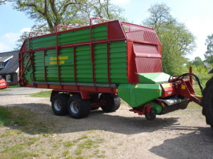 Strautmann opraapwagen afgeleverd