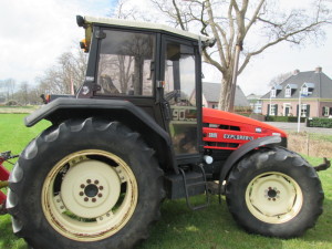 Same tractor afgeleverd