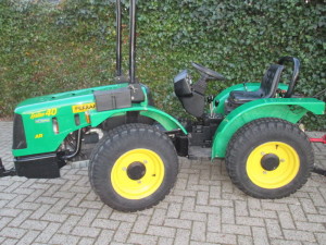 Mini tractor afgeleverd