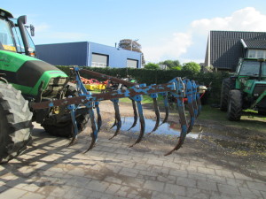 2 X vaste tandcultivator afgeleverd