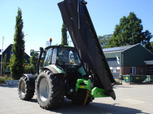 Jong gebruikte Deutz-Fahr maaier afgeleverd