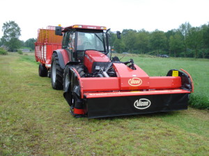 Vicon Extra 332 XF afgeleverd