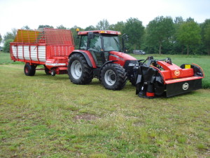 Vicon Extra 332 XF afgeleverd