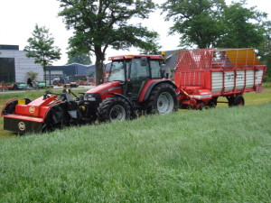 Vicon Extra 332 XF afgeleverd