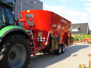 Trioliet mengwagen afgeleverd