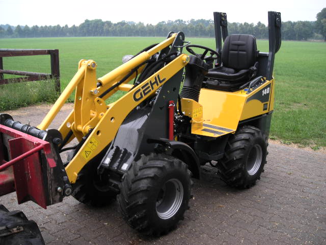 Weer een nieuwe Gehl mini shovel !!!