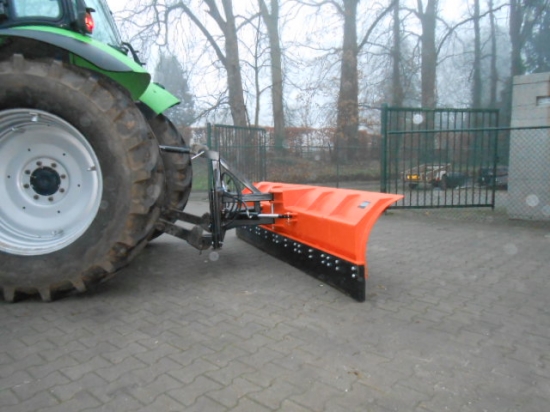  Sneeuwschaaf afgeleverd