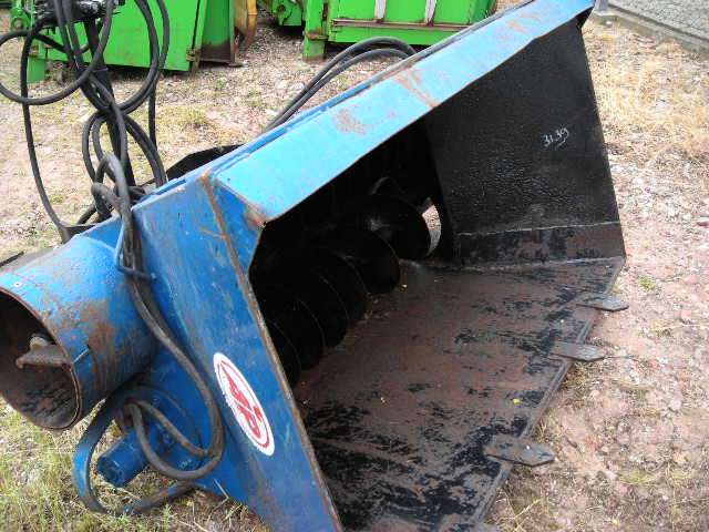 Afgeleverd diverse tractoren en machines