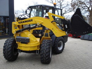 Nieuwe Yanmar shovel afgeleverd